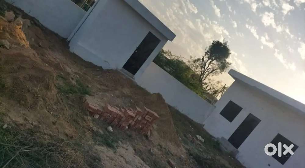 Two rooms set up for rent