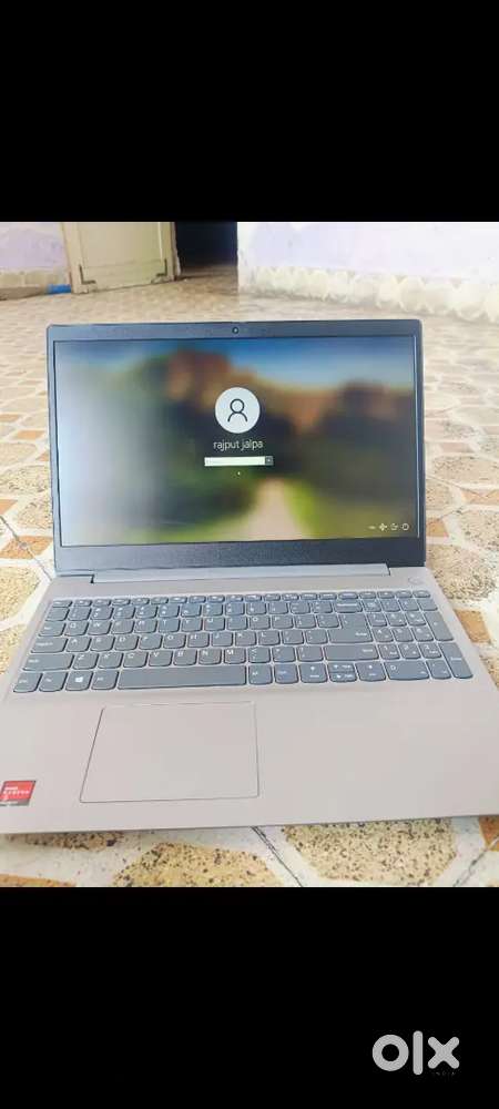 Laptop 4 GB 64 operating system and x-64 based operater