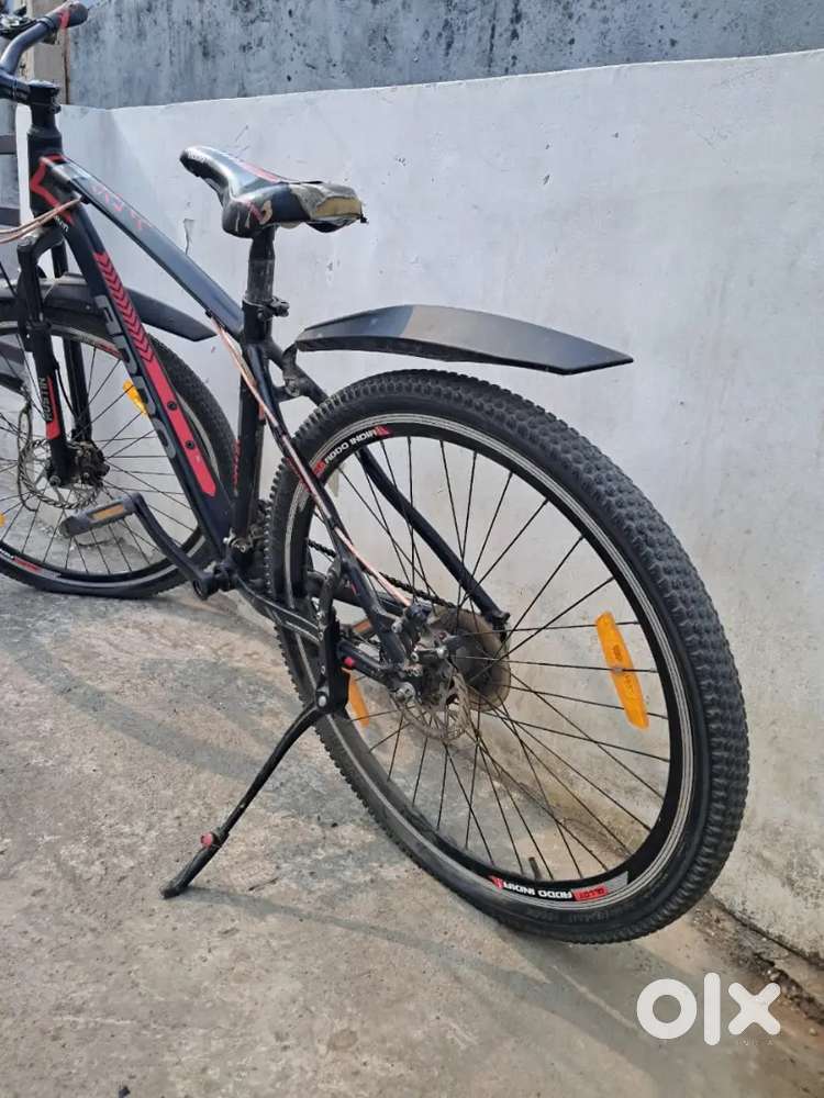 Cycle disc brakes