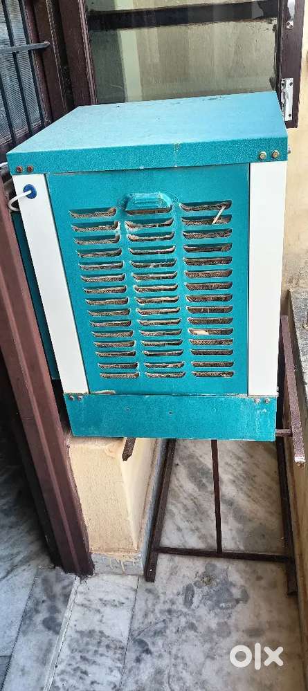 Air Cooler with stand and 2× Matress for double bed