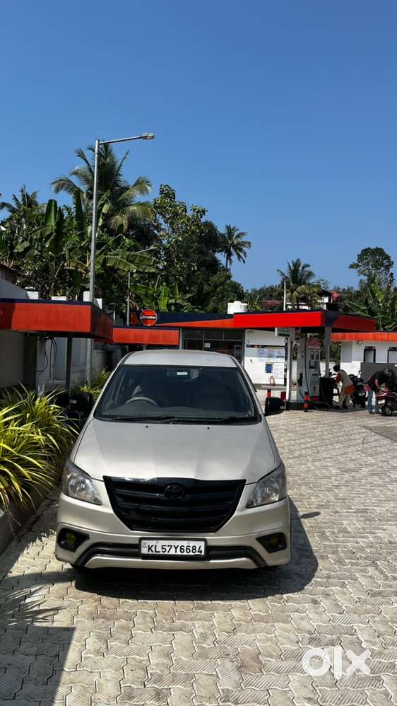 Toyota Innova 2014 Diesel Well Maintained