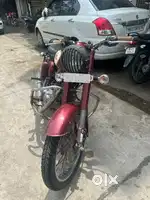 Bullet Classic 500cc Maroon Colour