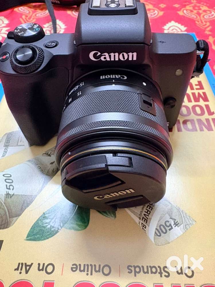Canon M50 Mark II 15-45mm f3.5-6.3 is STM Digital Zoom Camera