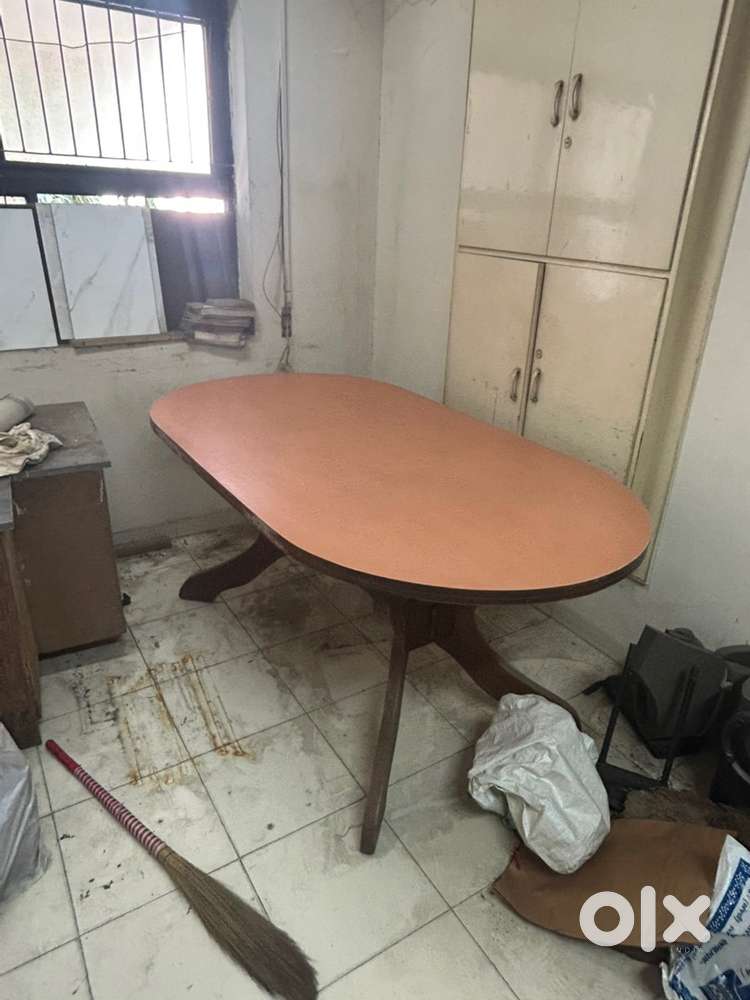Dinning table- premium saag wood table for sale