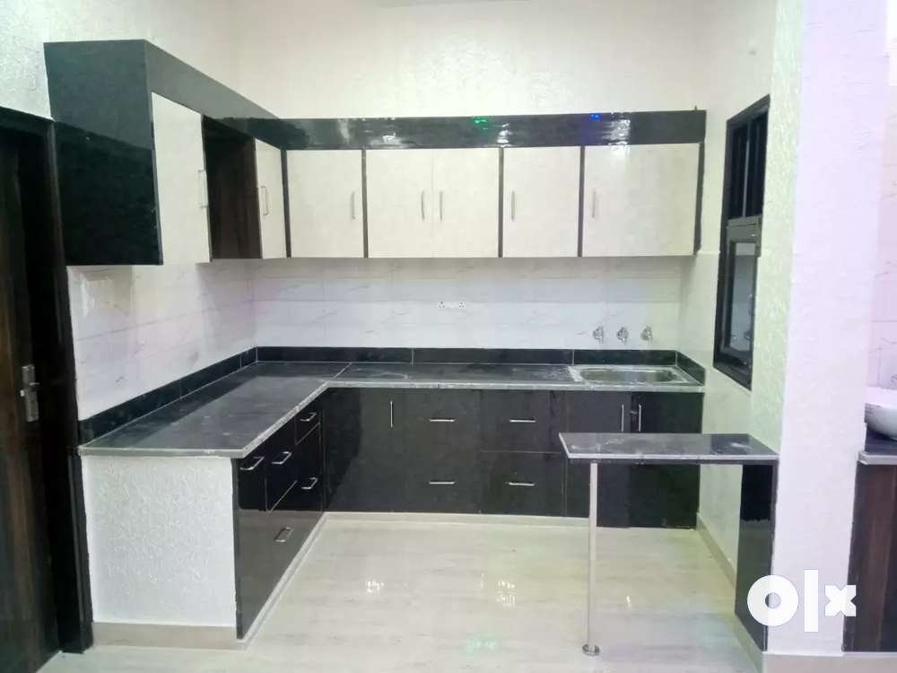 3 bhk ground floor flat available in delhi road