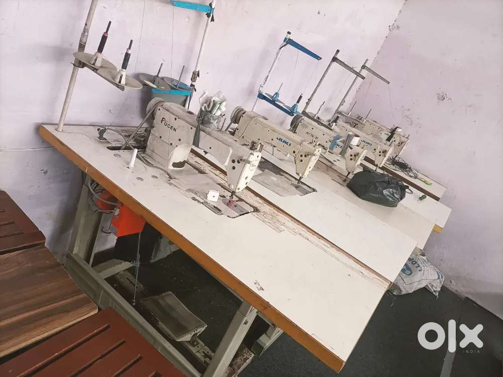 Sewing machine ( Tailor machine)