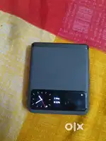 Moto razr 405G  8/256 GB