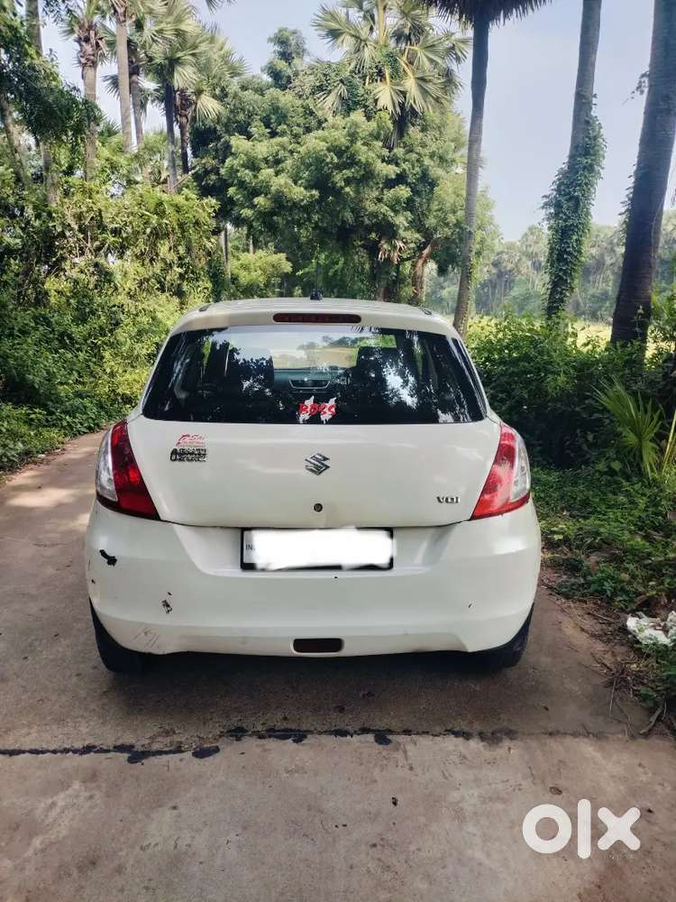 Maruti Suzuki Swift 2013 Diesel Good Condition no problem chilled ac