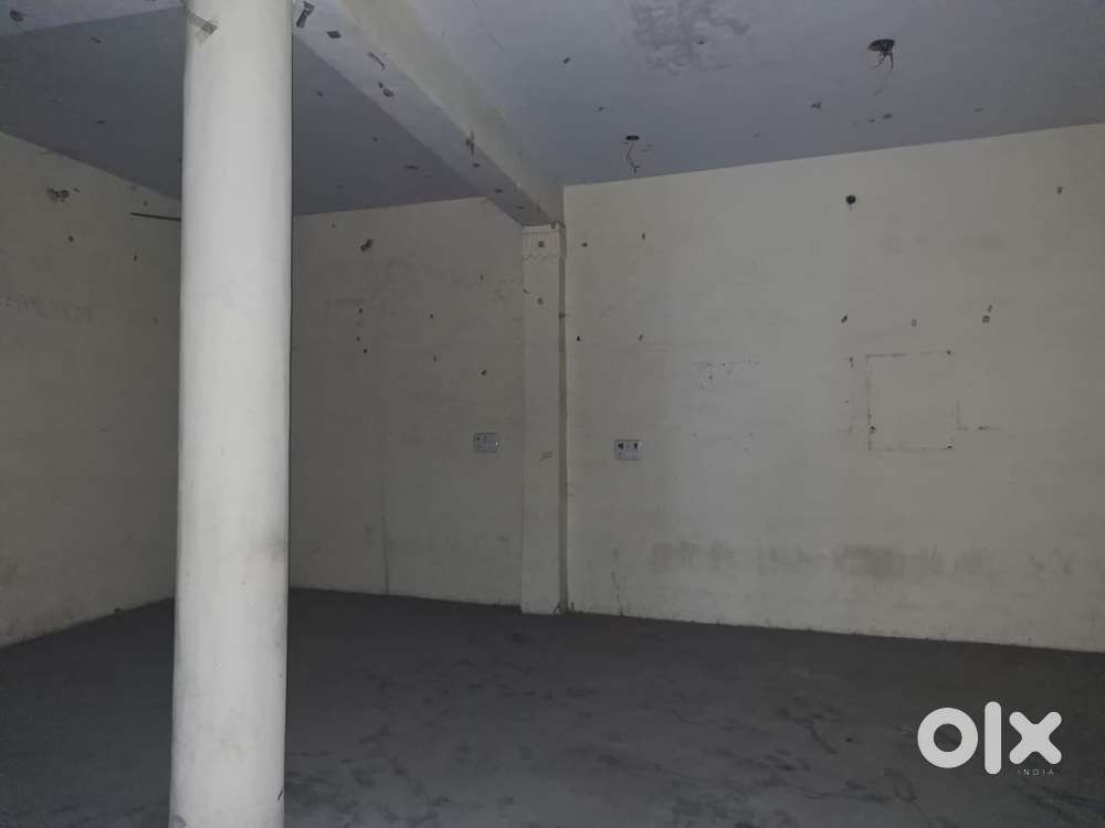 200 Gaj Hall kiraye hetu Sampark Karein