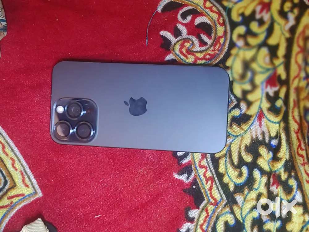 I phone 15 pro max 256gb