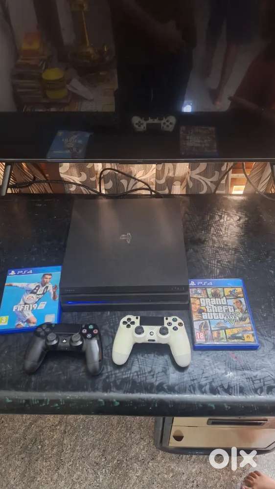 PS4 20000 URGENT SALE