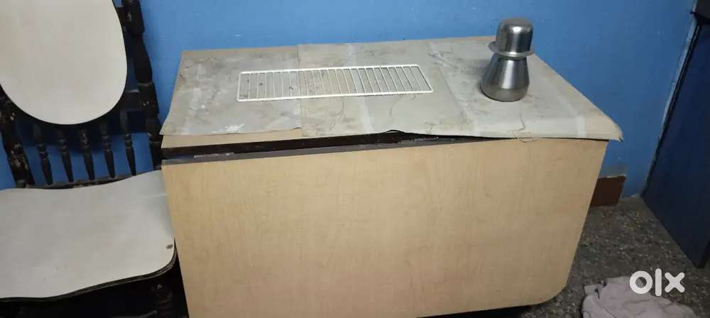 Dining table with 4 chairs