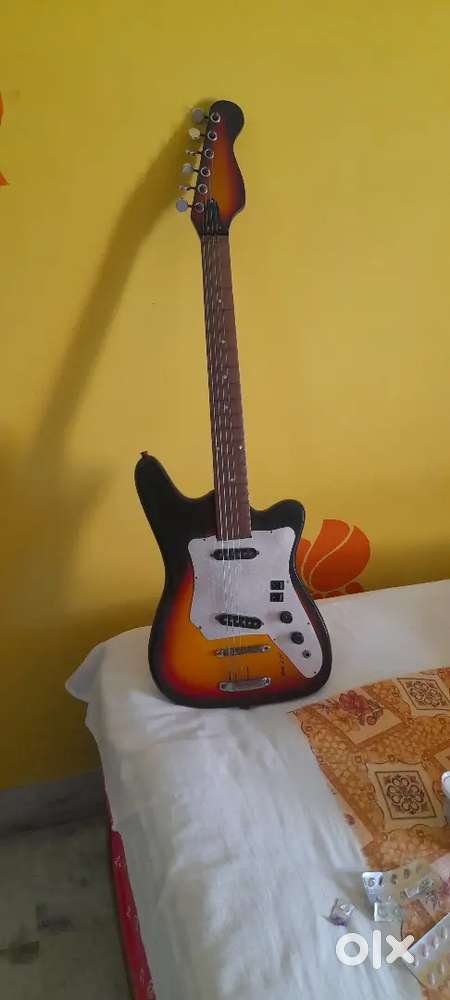 Electric guitar