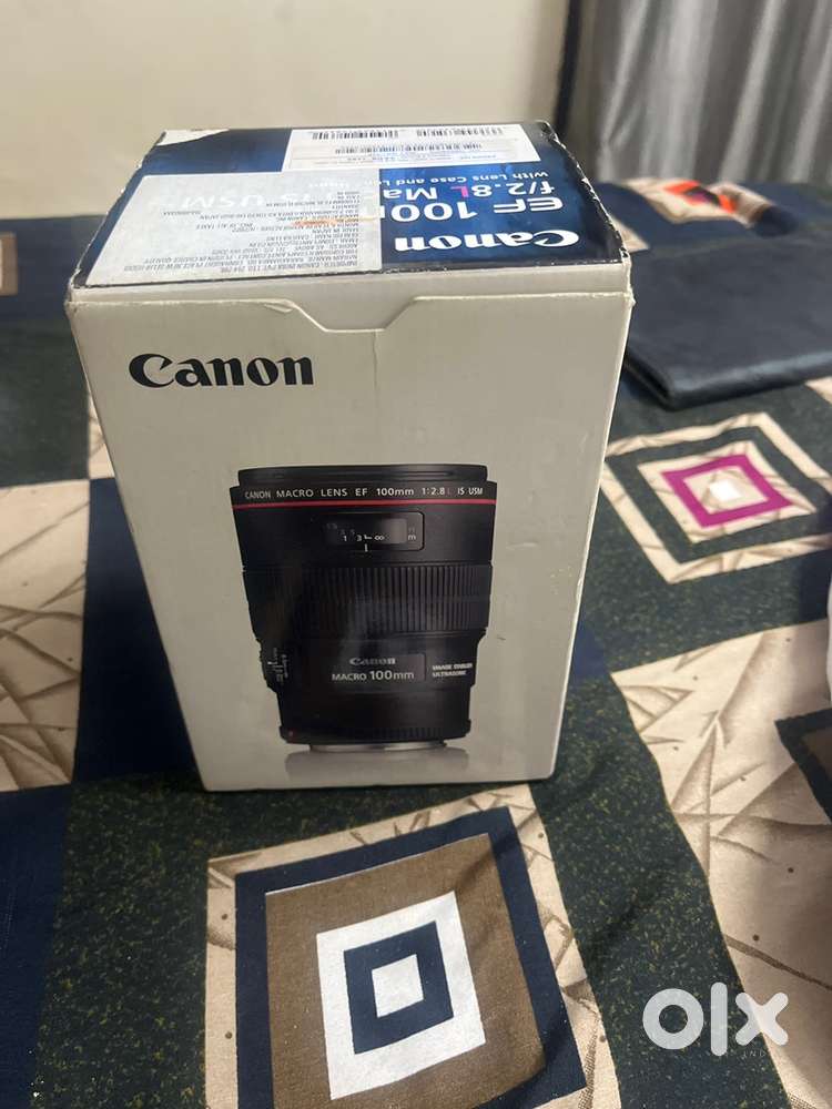 EF100 mm f/2.8l macro is usm