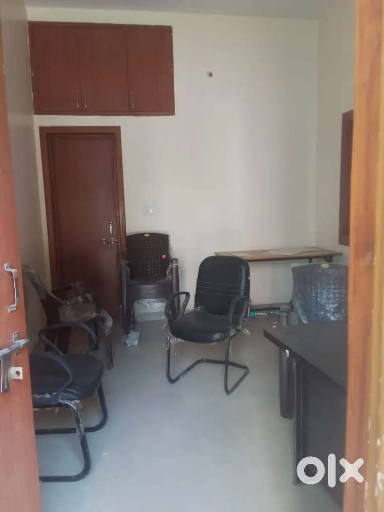 Office space available for rent in jabalpur ready to move property