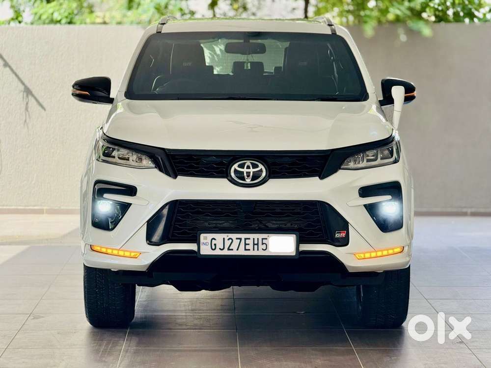 Toyota Fortuner GR-S, 2025, Diesel