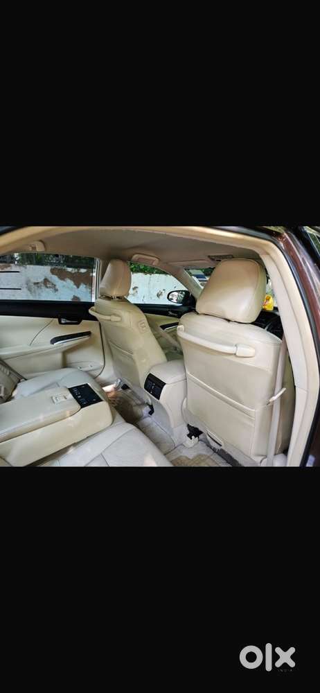 Toyota Camry 2016 hybrid  Well Maintained