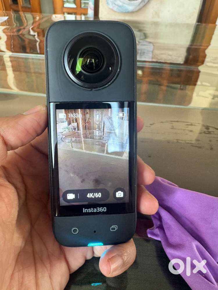 Insta 360 X3 - perfect condition. Rarely used with box, selfie stick