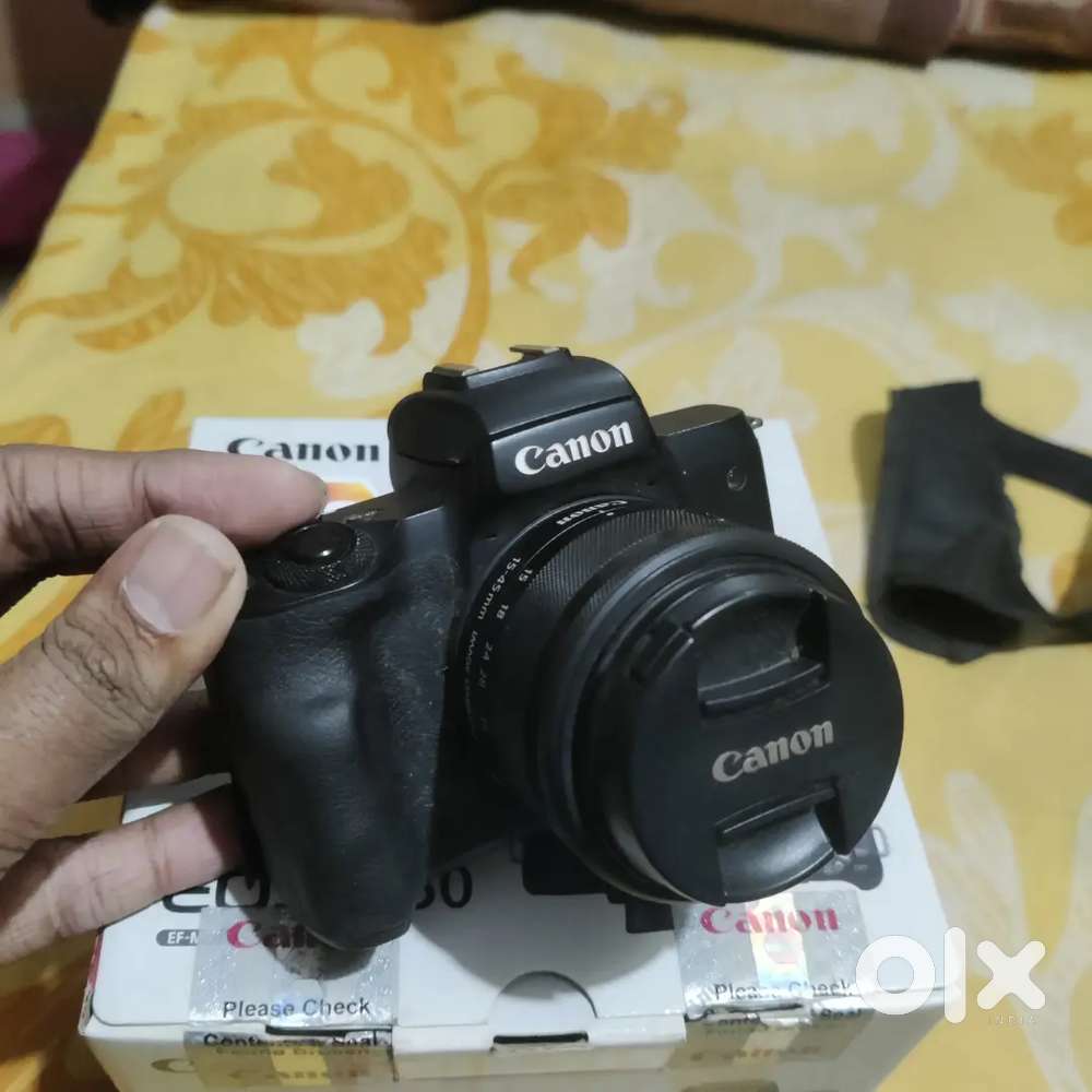 Canon EOS M50 First Edition on sale