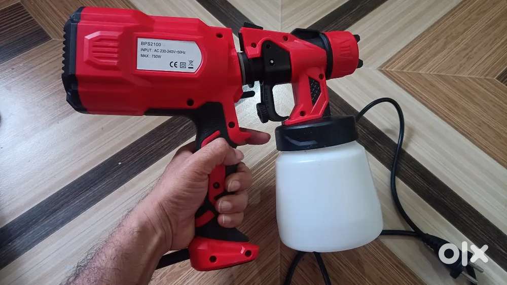 Spray paint mechine