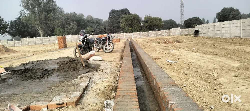 प्लाट लेने के लिए संपर्क करें