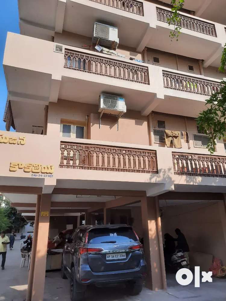 2 BHK FLAT FOR SALE at prime location