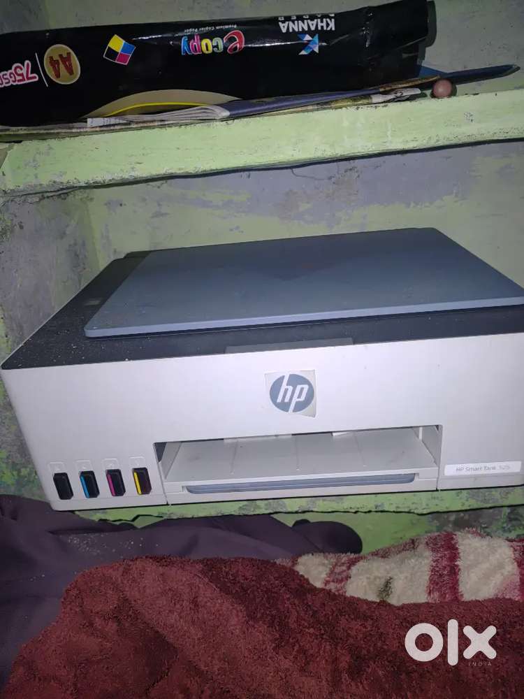 Hp Printer Model 525.   3 month old. Not use rakha hua hai sirf