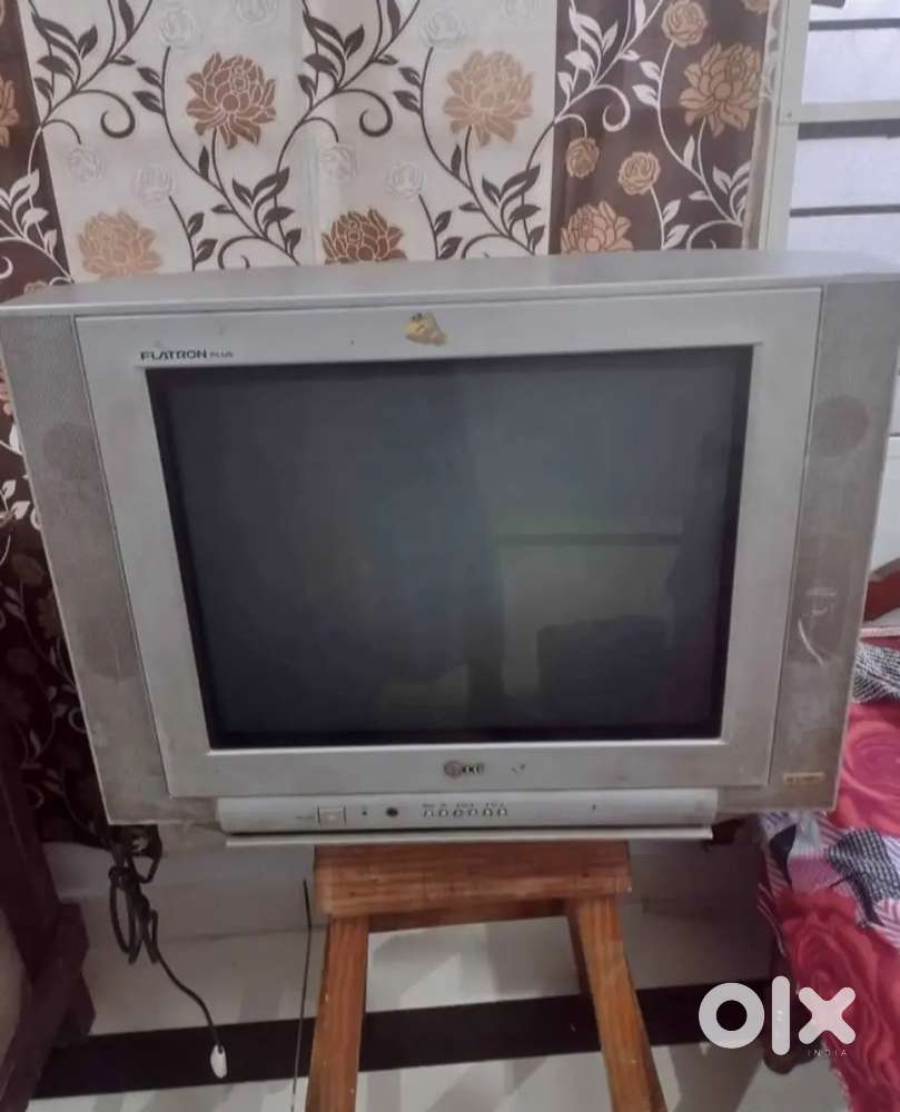 LG TELEVISION GOOD CONDITION