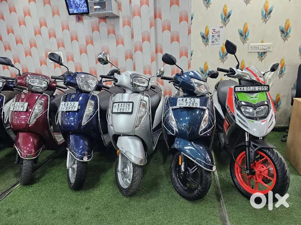 Immediately delivery Down payment ( 25,000) Aprilia SR 160cc