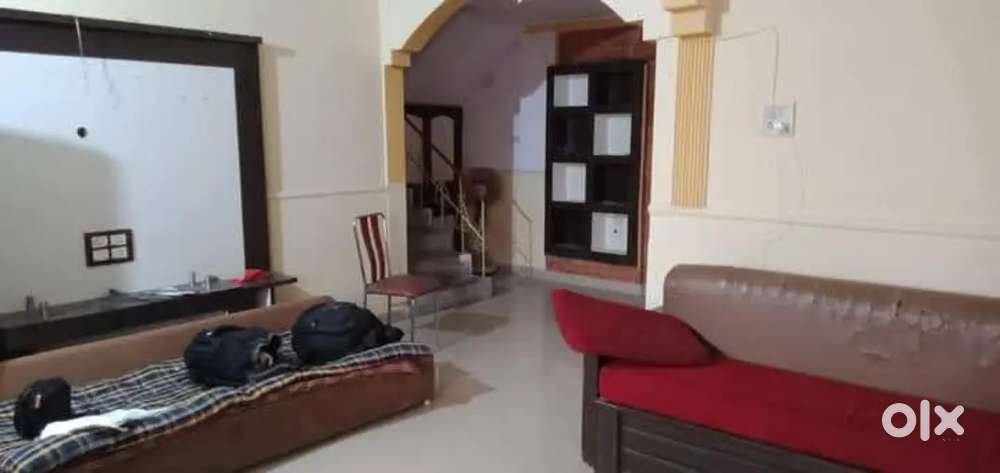 Row house for sale koperkhairne 2.25cr nego