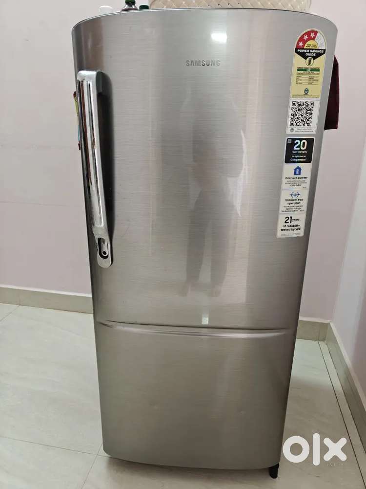 Refrigerator and washing machine