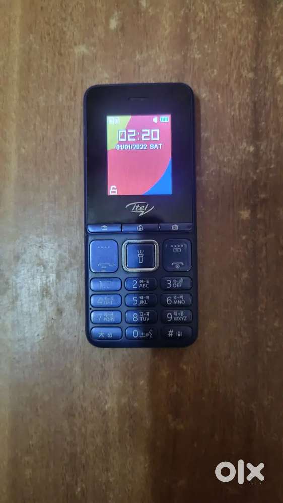 Itel button phone