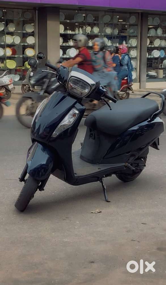 Good condition access 125