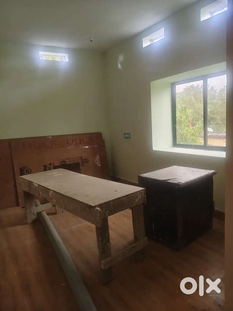 It's two separate  room, one have balcony each flat rent 5000