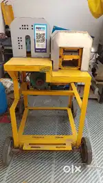 Sugarcane juice machine ऊसच्या रसाचे मशीन