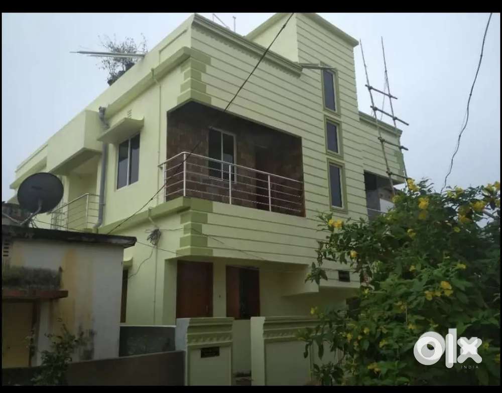 Dumuduma rent @ Rs 8000