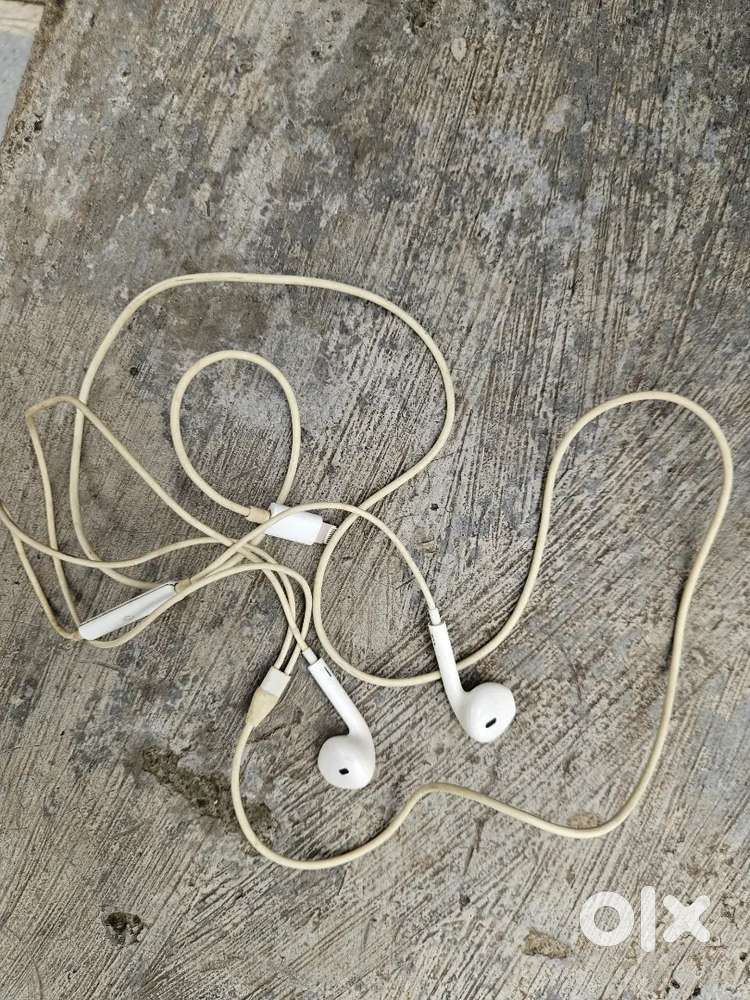 Apple earphones original for sell
