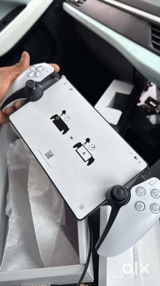 PlayStation Portal Remote Player (White, NA/GB) – Box & Bill Included
