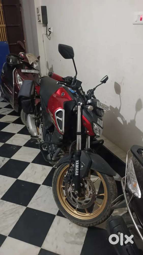 YAMHA FZS New Condition Bike Urgent Sell