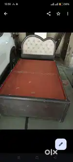 Wheels Deewan Bed, Metal Bed