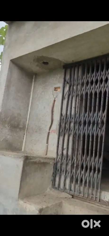 Urjent sale house best location patna