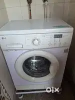 Fully automatic LG washing machine