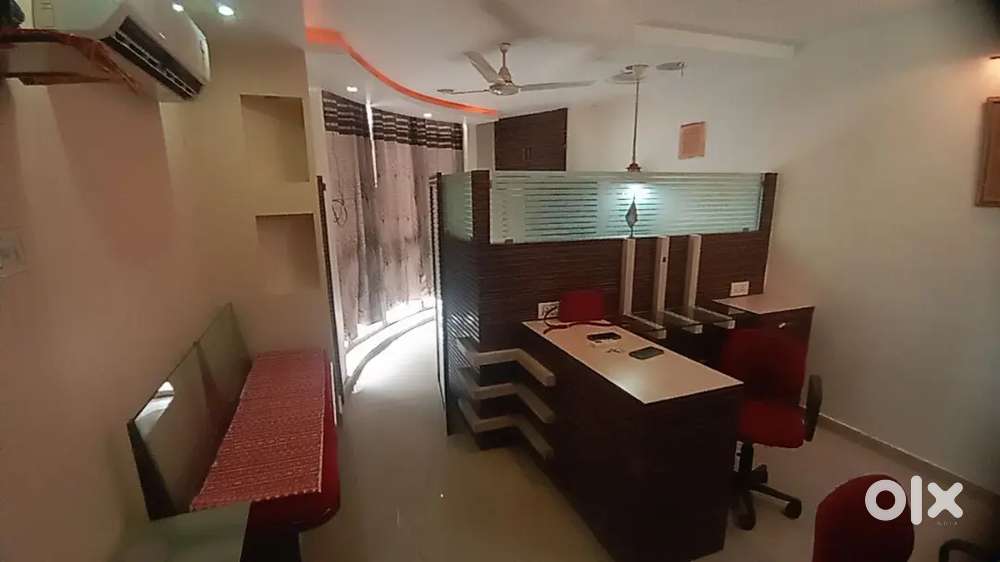 Full furnished 300sqft office with attach toilet for rent sayajigunj