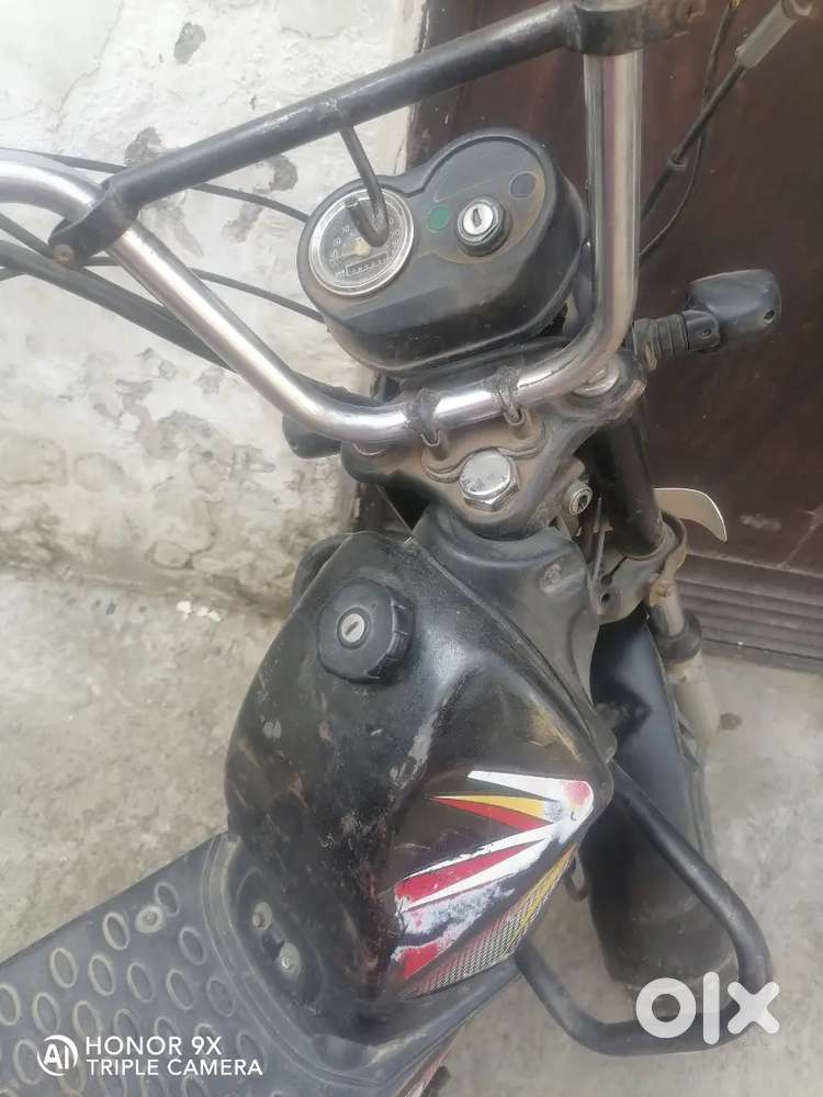 Very good condition.. Rc available hai