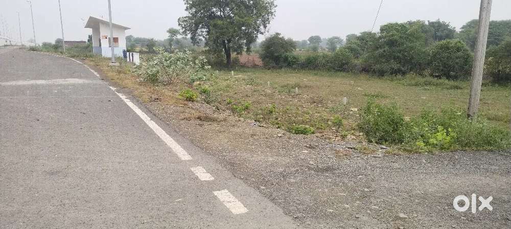 Rampathgaman Double Road Near Yatri Pratikchalay