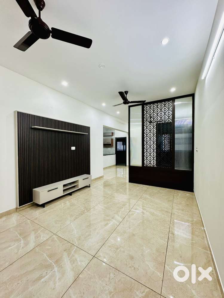 Elegant Luxury Apartments Available