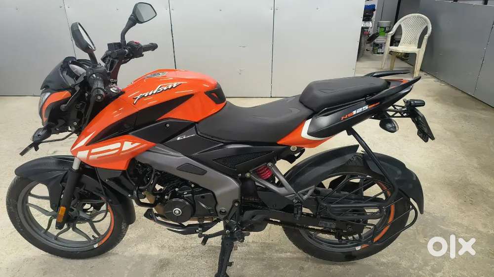 Argent selling Bajaj Pulsar NS 125
