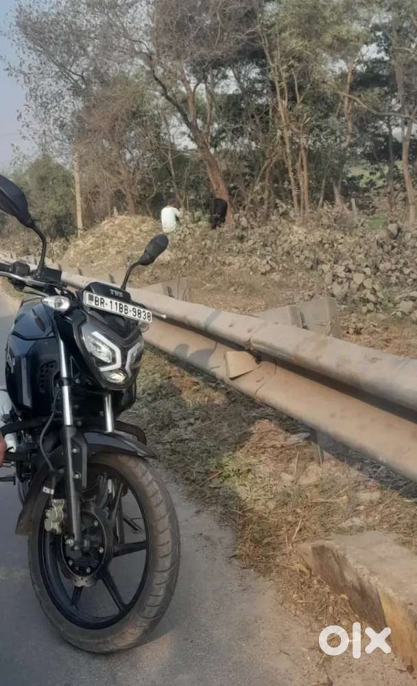 Jisko lena wahw message kare fltu message na kare please