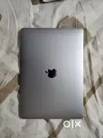 Apple Macbook i5 (8/128)