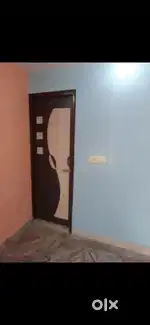 Top floor roof flat 100 gaj hai 50 gaj me bana hai 50 gaj roof hai